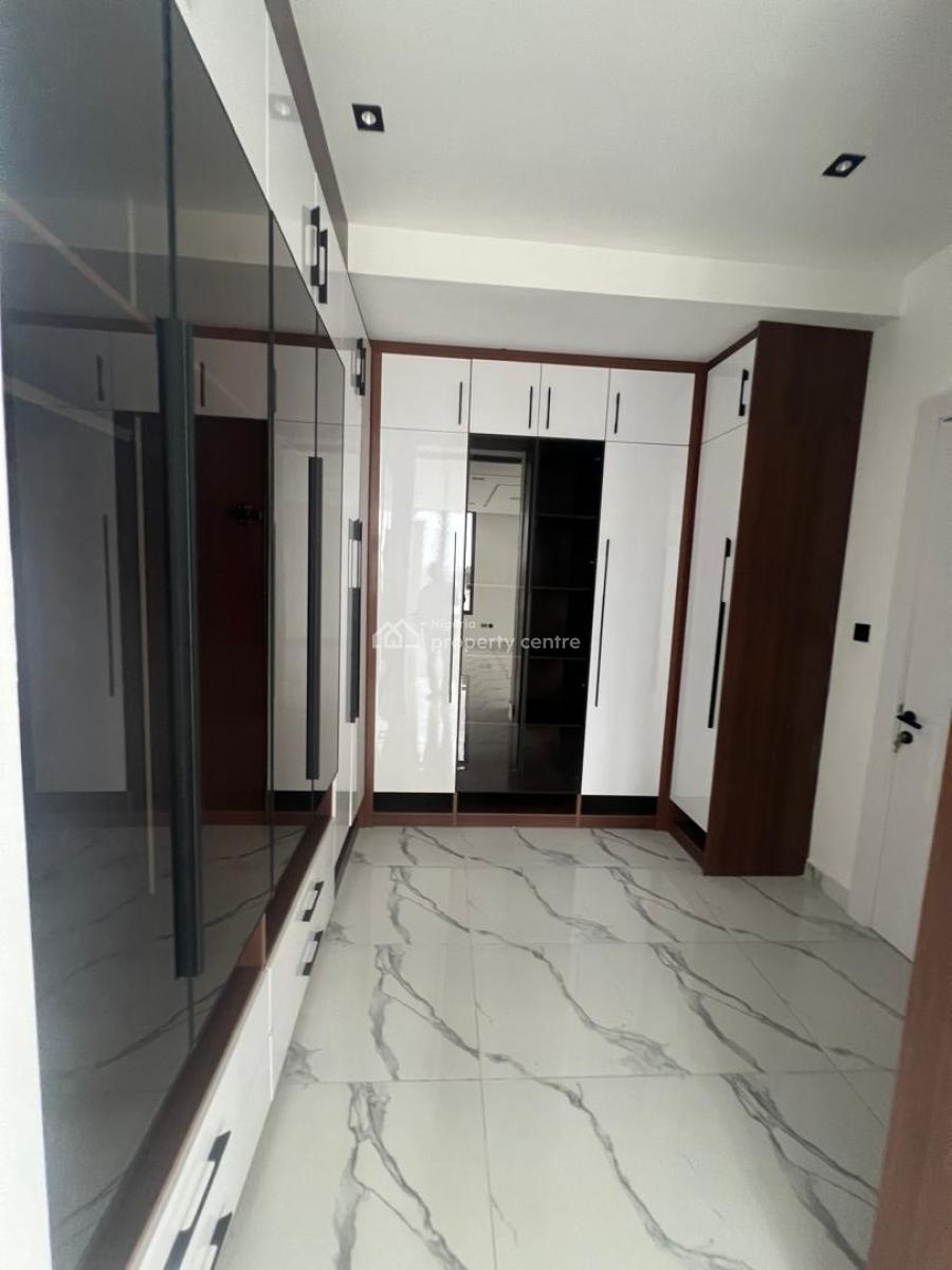 Fully Detached 5 Bedroom Duplex with 2 Rooms Bq, Lekki Phase 1, Lekki, Lagos, Detached Duplex for Sale