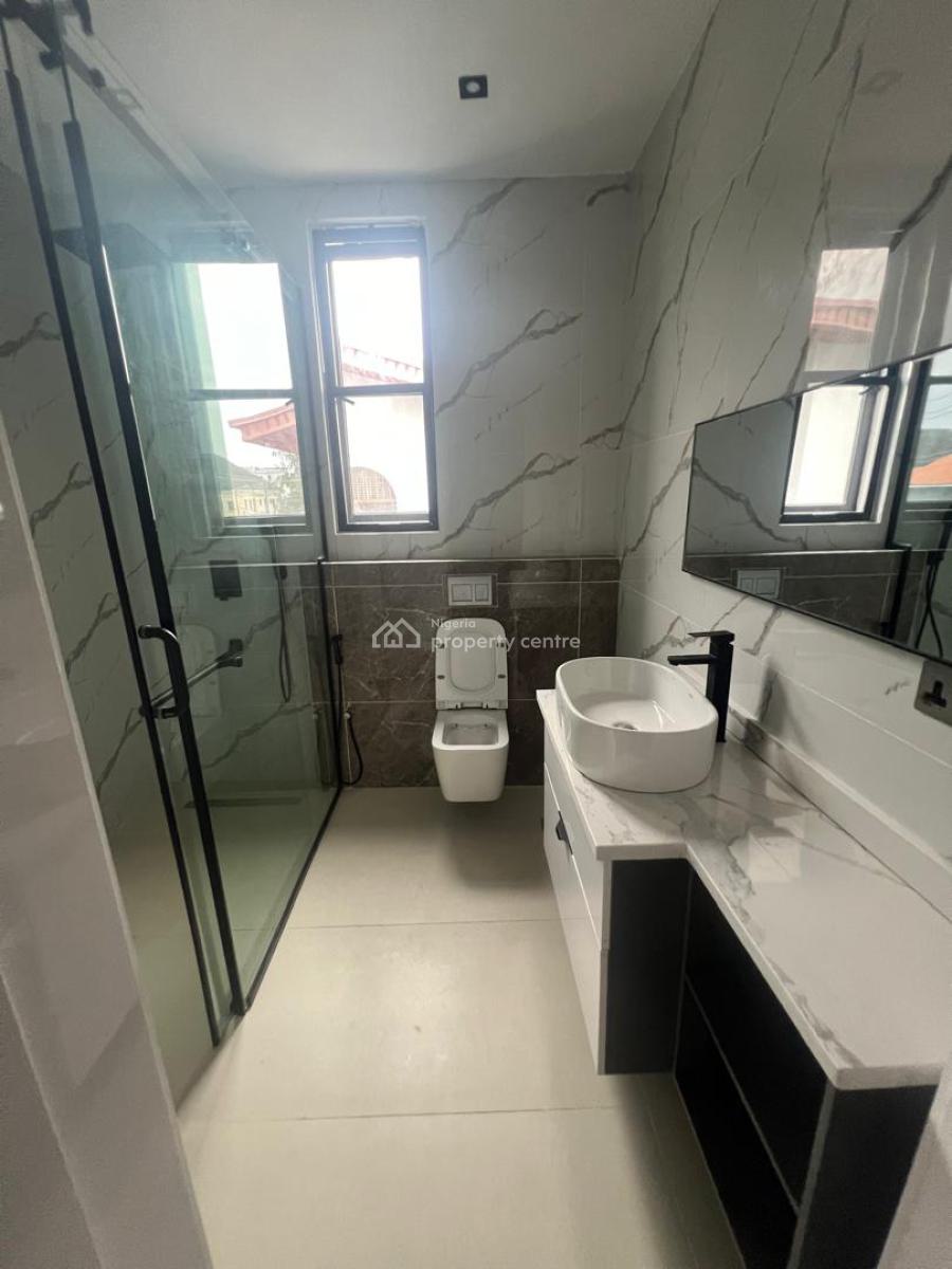 Fully Detached 5 Bedroom Duplex with 2 Rooms Bq, Lekki Phase 1, Lekki, Lagos, Detached Duplex for Sale