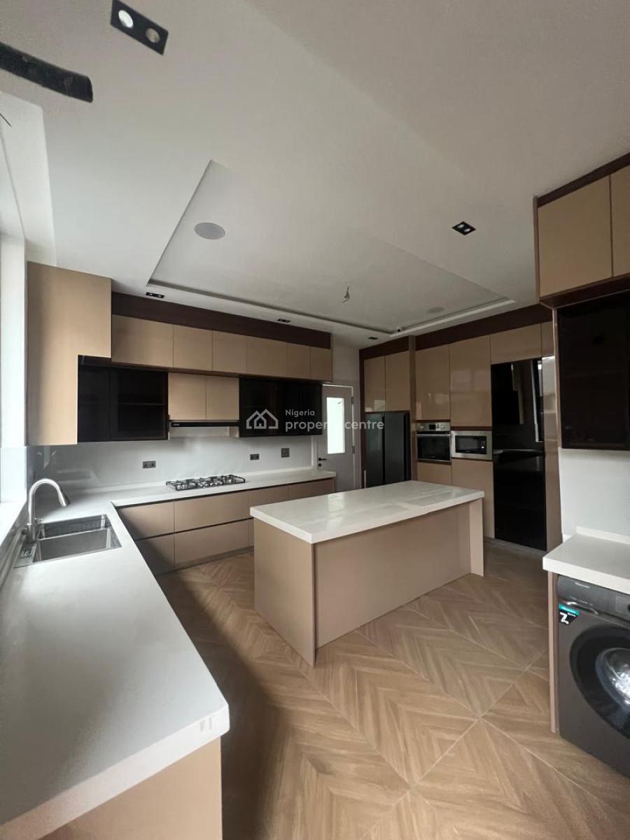 Fully Detached 5 Bedroom Duplex with 2 Rooms Bq, Lekki Phase 1, Lekki, Lagos, Detached Duplex for Sale