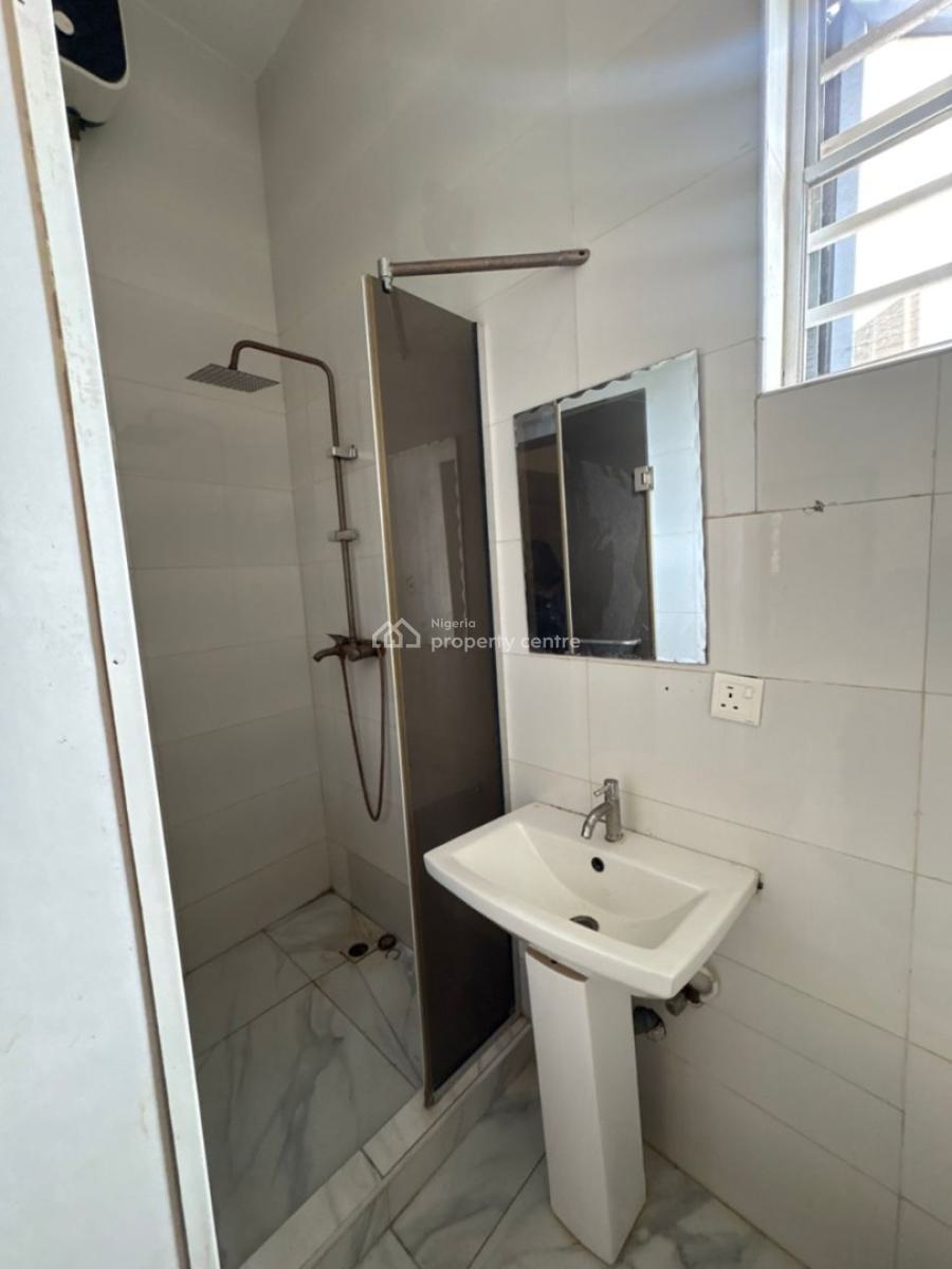 2 Units Single Room Upstairs Shared Apartment, Ikota Gra Estate, Ikota, Lekki, Lagos, Flat / Apartment for Rent