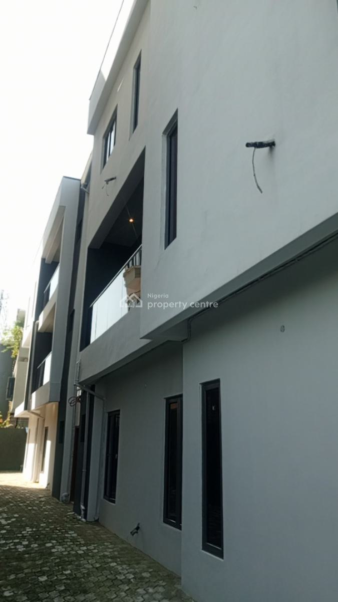 Brand New 3bedroom Flat at Atlantic View Estate, Igboefon., Eng. Murphy Adetoro Street, Alpha Beach Road, Atlantic View Estate, Igbo Efon, Lekki, Lagos, Flat / Apartment for Rent