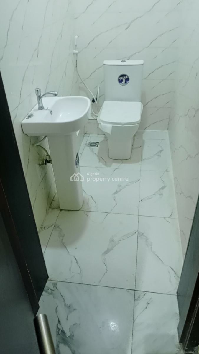 Brand New 3bedroom Flat at Atlantic View Estate, Igboefon., Eng. Murphy Adetoro Street, Alpha Beach Road, Atlantic View Estate, Igbo Efon, Lekki, Lagos, Flat / Apartment for Rent