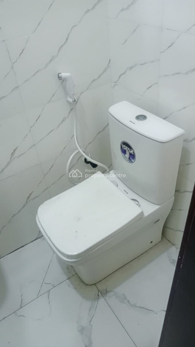 Brand New 3bedroom Flat at Atlantic View Estate, Igboefon., Eng. Murphy Adetoro Street, Alpha Beach Road, Atlantic View Estate, Igbo Efon, Lekki, Lagos, Flat / Apartment for Rent