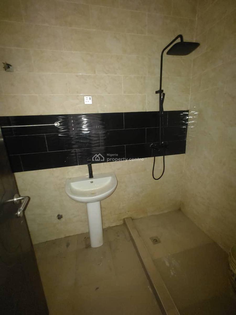 Massive 3 Bedroom Flat, Peninsula Garden Estates Samgotedo, Sangotedo, Ajah, Lagos, Flat / Apartment for Rent