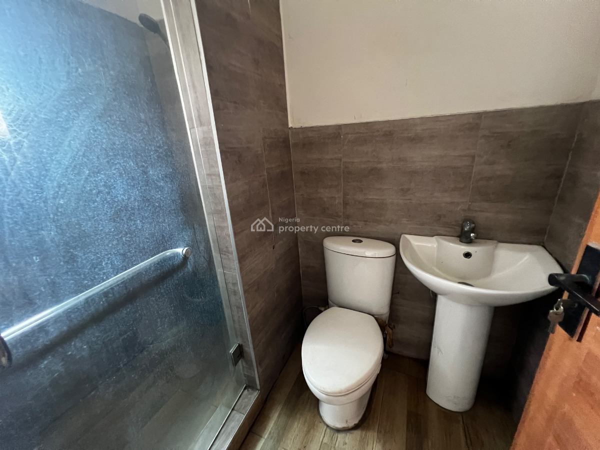 Spacious 2 Bedroom Serviced Apartment, Ikate Elegushi, Lekki, Lagos, Flat / Apartment for Rent