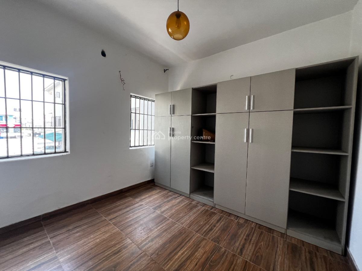 Spacious 2 Bedroom Serviced Apartment, Ikate Elegushi, Lekki, Lagos, Flat / Apartment for Rent