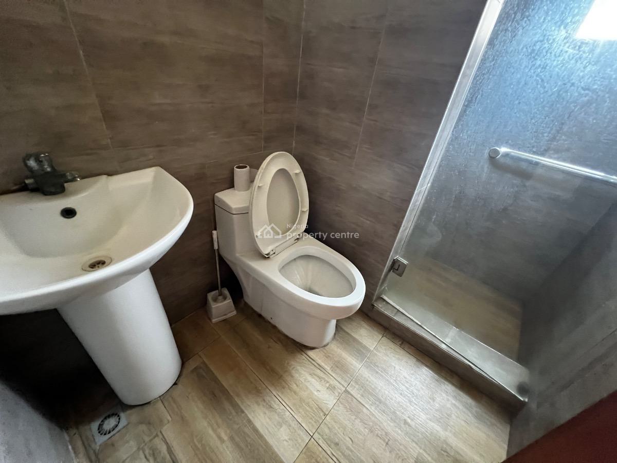 Spacious 2 Bedroom Serviced Apartment, Ikate Elegushi, Lekki, Lagos, Flat / Apartment for Rent
