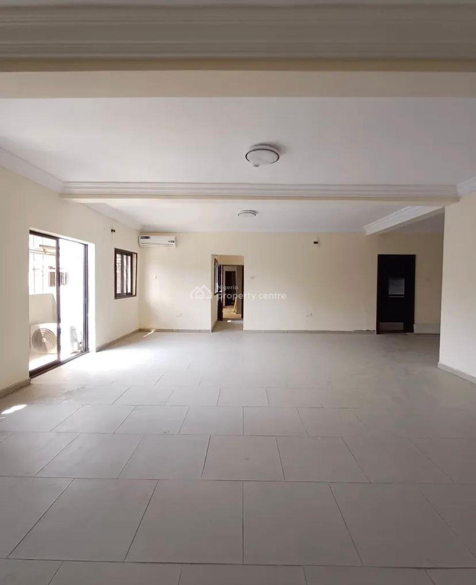 Three Bedroom Apartment with Bq and Swimming Pool, Lekki Phase 1, Lekki, Lagos, Flat / Apartment for Rent
