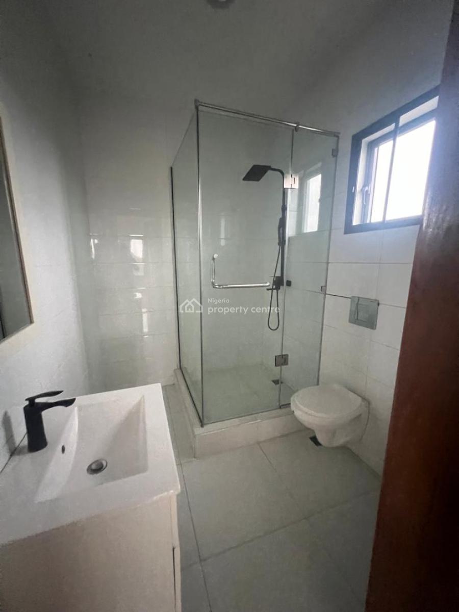 5 Bedroom Fully Detached with Remote Control Gate Lift, Lekki Phase 1, Lekki, Lagos, Detached Duplex for Sale