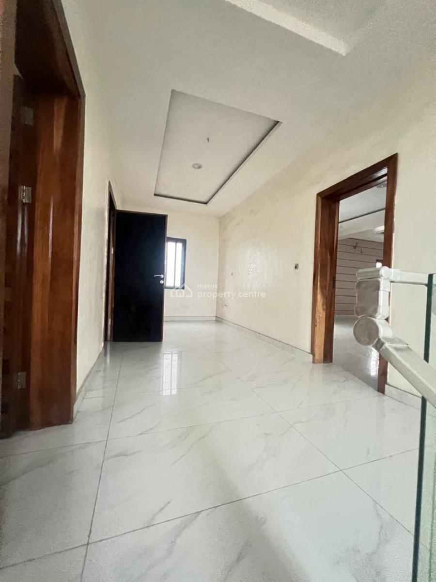 5 Bedroom Fully Detached with Remote Control Gate Lift, Lekki Phase 1, Lekki, Lagos, Detached Duplex for Sale