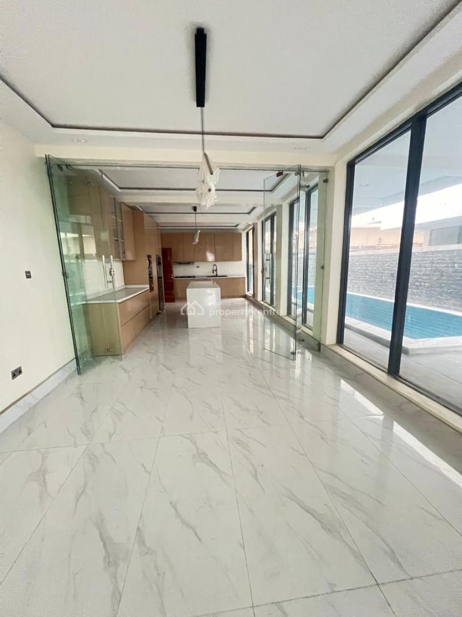 5 Bedroom Fully Detached with Remote Control Gate Lift, Lekki Phase 1, Lekki, Lagos, Detached Duplex for Sale