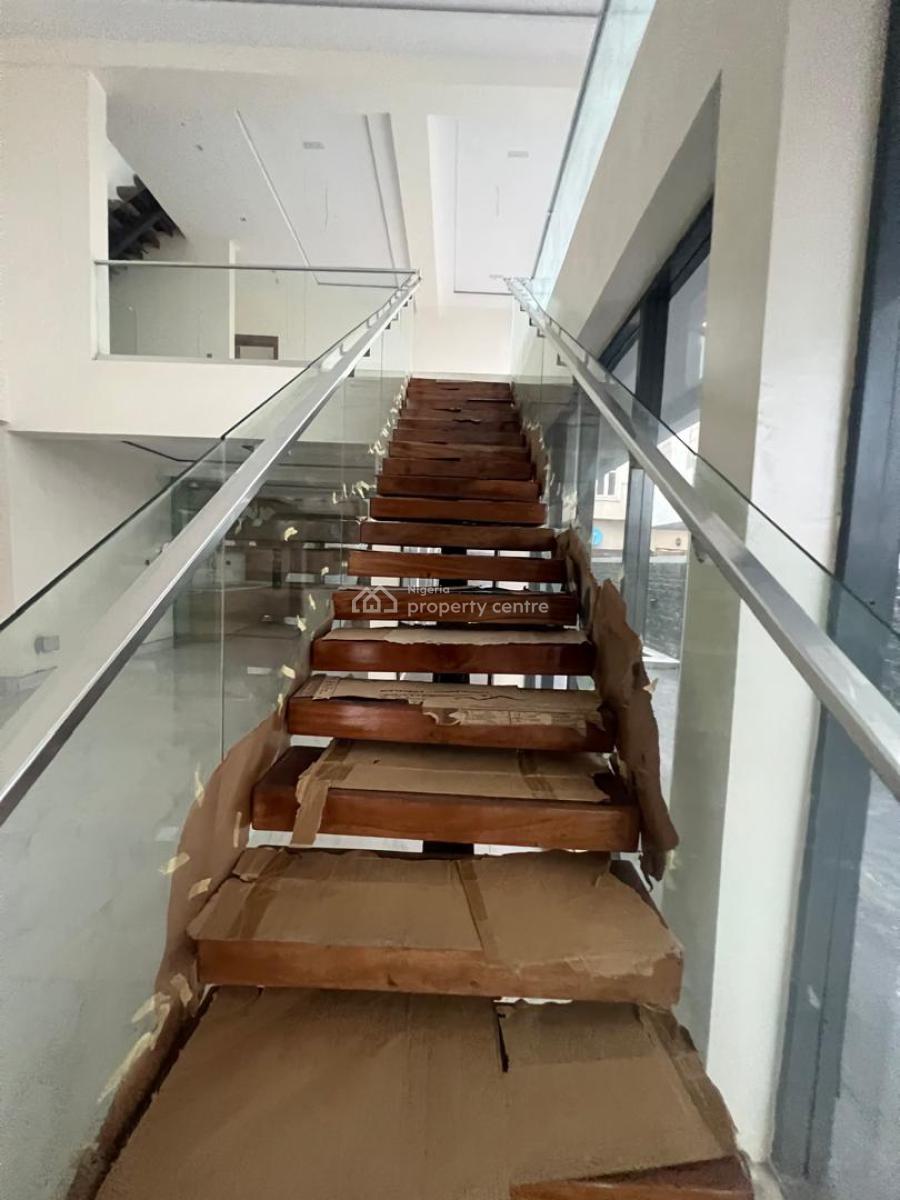 5 Bedroom Fully Detached with Remote Control Gate Lift, Lekki Phase 1, Lekki, Lagos, Detached Duplex for Sale