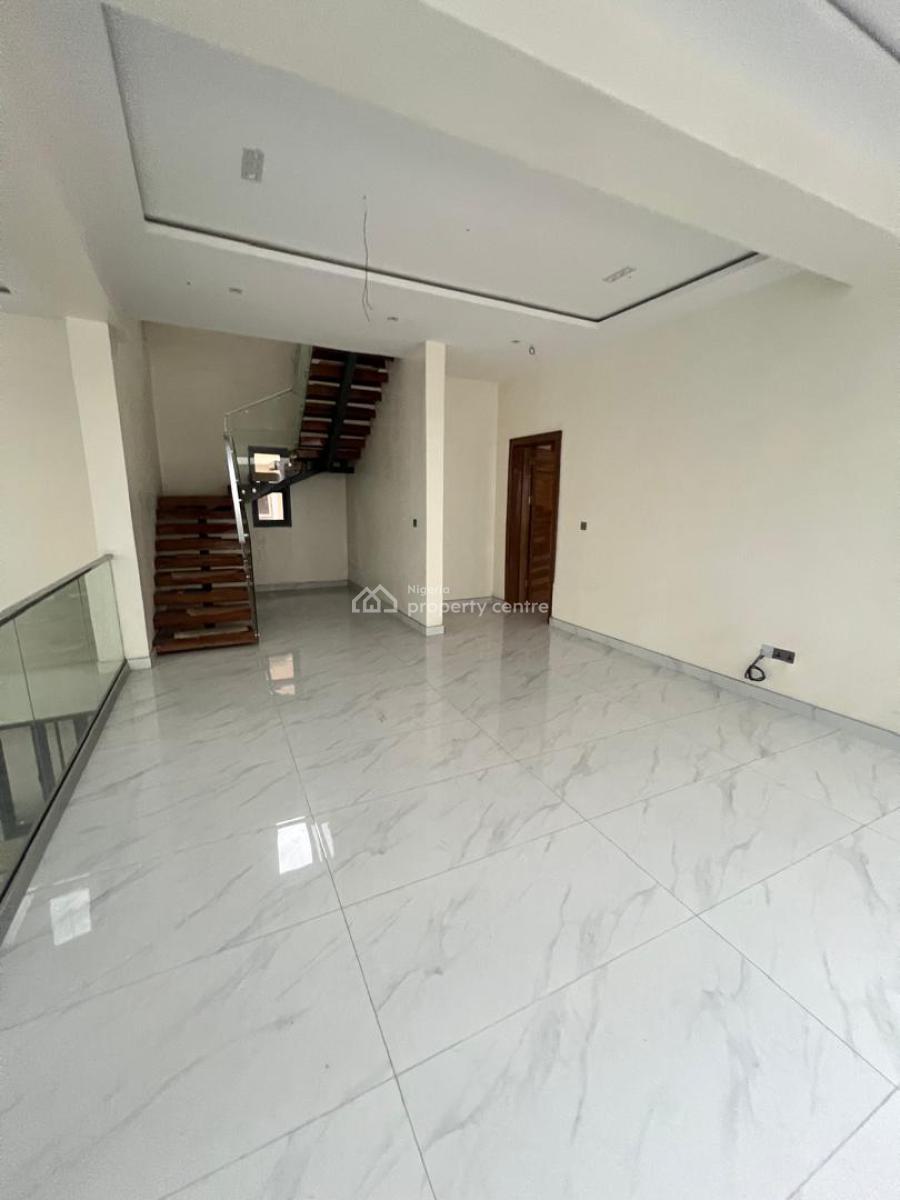 5 Bedroom Fully Detached with Remote Control Gate Lift, Lekki Phase 1, Lekki, Lagos, Detached Duplex for Sale