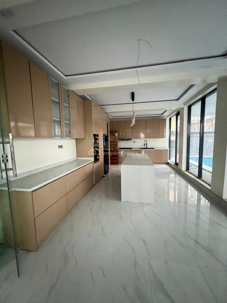 5 Bedroom Fully Detached with Remote Control Gate Lift, Lekki Phase 1, Lekki, Lagos, Detached Duplex for Sale
