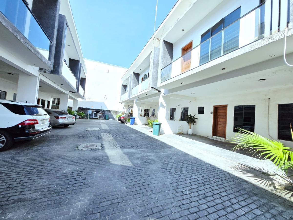 Elegant 4 Bedroom Terraced Duplex in Estate, Orchid Road, Lekki, Lagos, Terraced Duplex for Sale