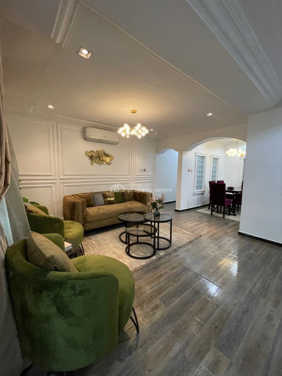 Well Spacious and Nicely Built 3 Bedroom Apartment with Bq, Prince Adebowale Crescent Off Chief Collins, Lekki Phase 1, Lekki, Lagos, Block of Flats for Sale