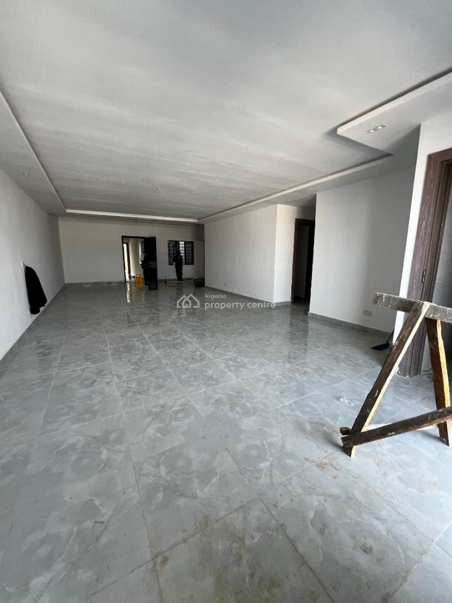 Three Bedroom Serviced Apartment with Gym & Spacious Bq, Lekki Phase 1, Lekki, Lagos, Flat / Apartment for Sale