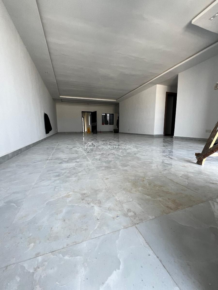 Three Bedroom Serviced Apartment with Gym & Spacious Bq, Lekki Phase 1, Lekki, Lagos, Flat / Apartment for Sale