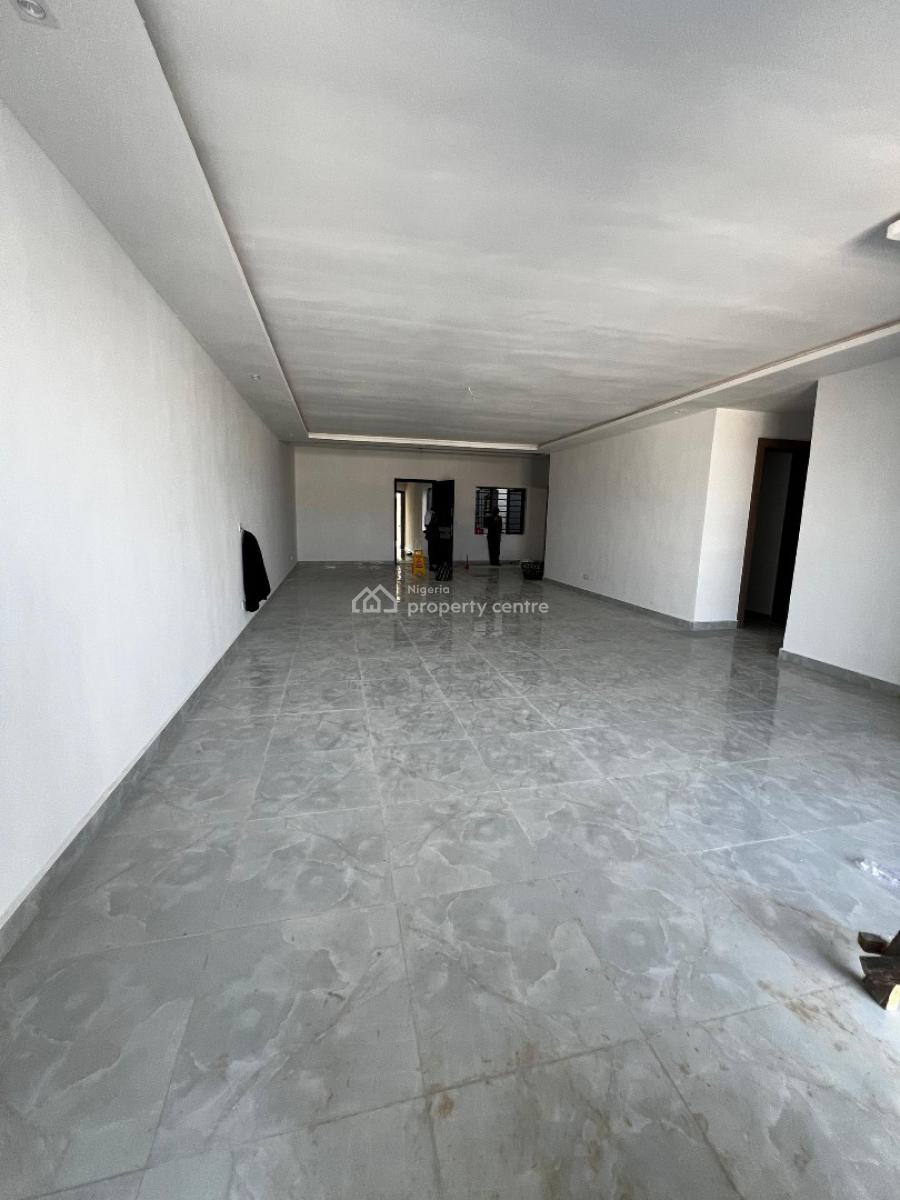 Three Bedroom Serviced Apartment with Gym & Spacious Bq, Lekki Phase 1, Lekki, Lagos, Flat / Apartment for Sale