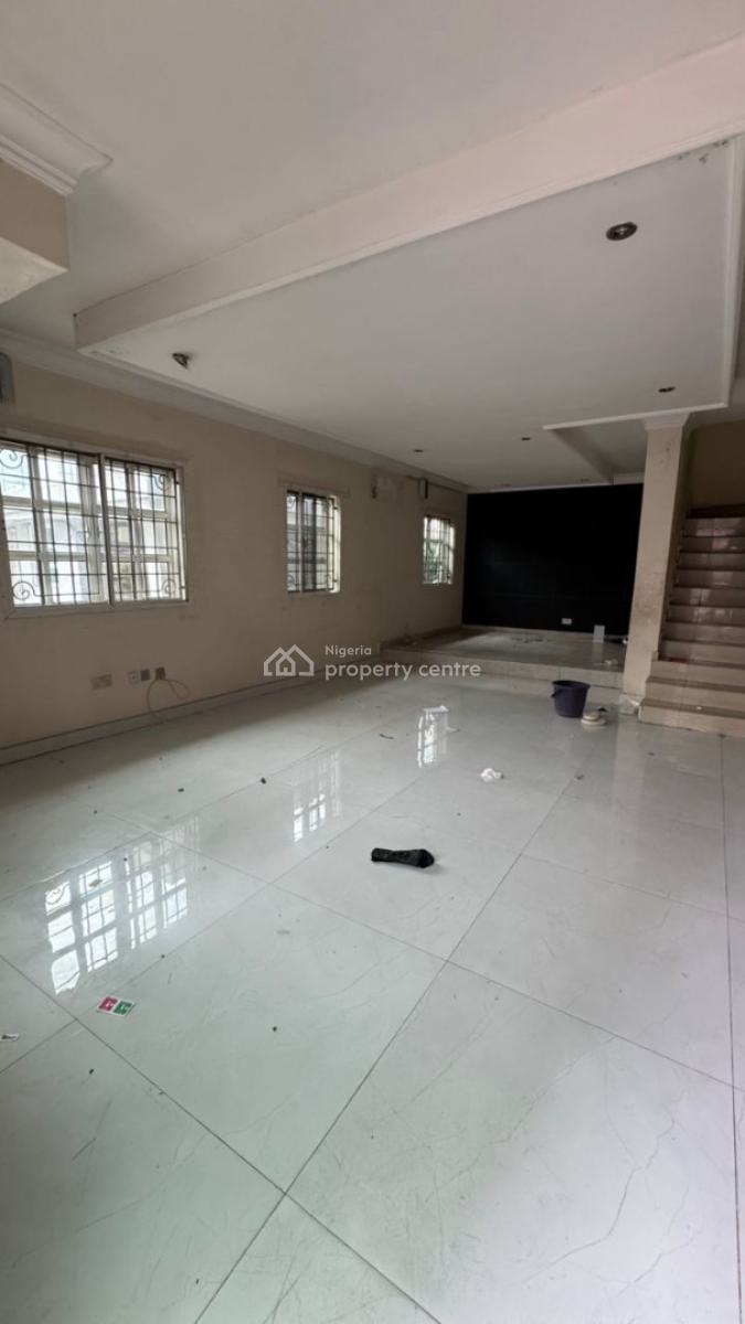 Spacious 4 Bedroom Semi Detached Duplex, Lekki Phase 1, Lekki, Lagos, Flat / Apartment for Rent
