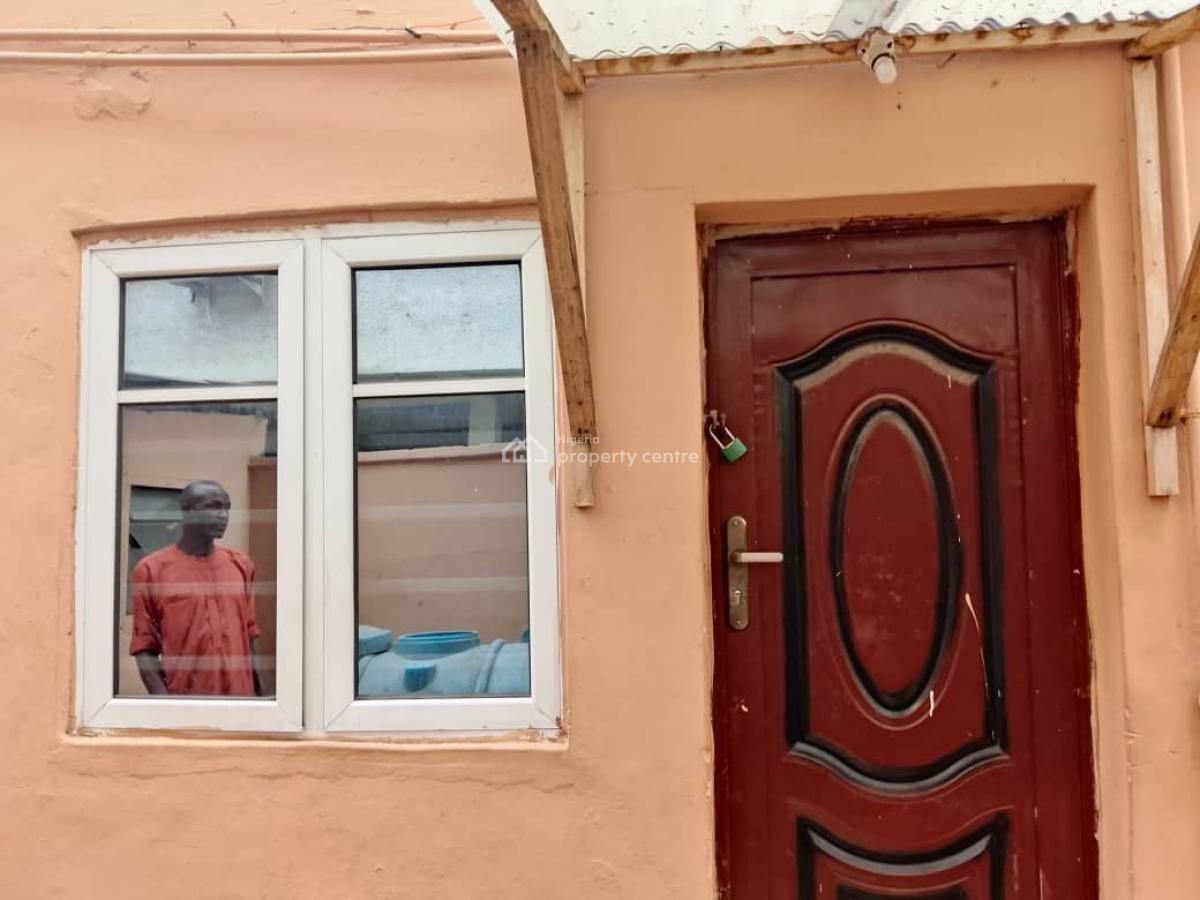 a Roomself Contain, Nathan Street, Tejuosho, Yaba, Lagos, Self Contain (single Rooms) for Rent