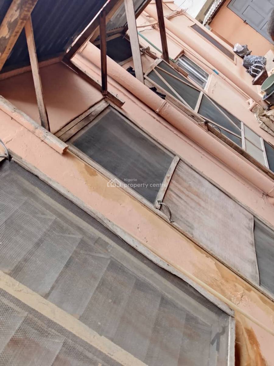 a Roomself Contain, Nathan Street, Tejuosho, Yaba, Lagos, Self Contain (single Rooms) for Rent