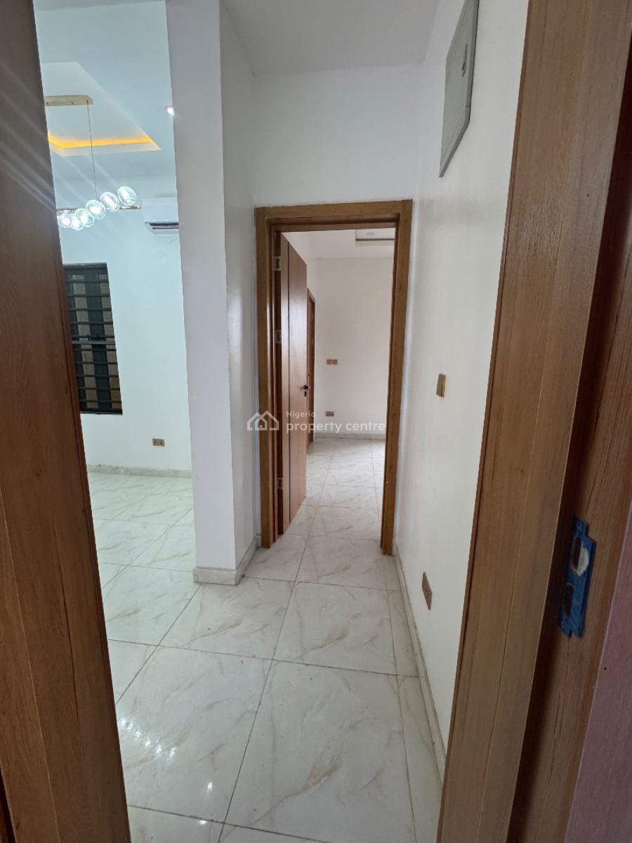 Unique 2 Bedroom Fully Serviced Apartment, Admiralty Homes, Off Alpha Beach Road, Lekki, Lagos, Flat / Apartment for Rent