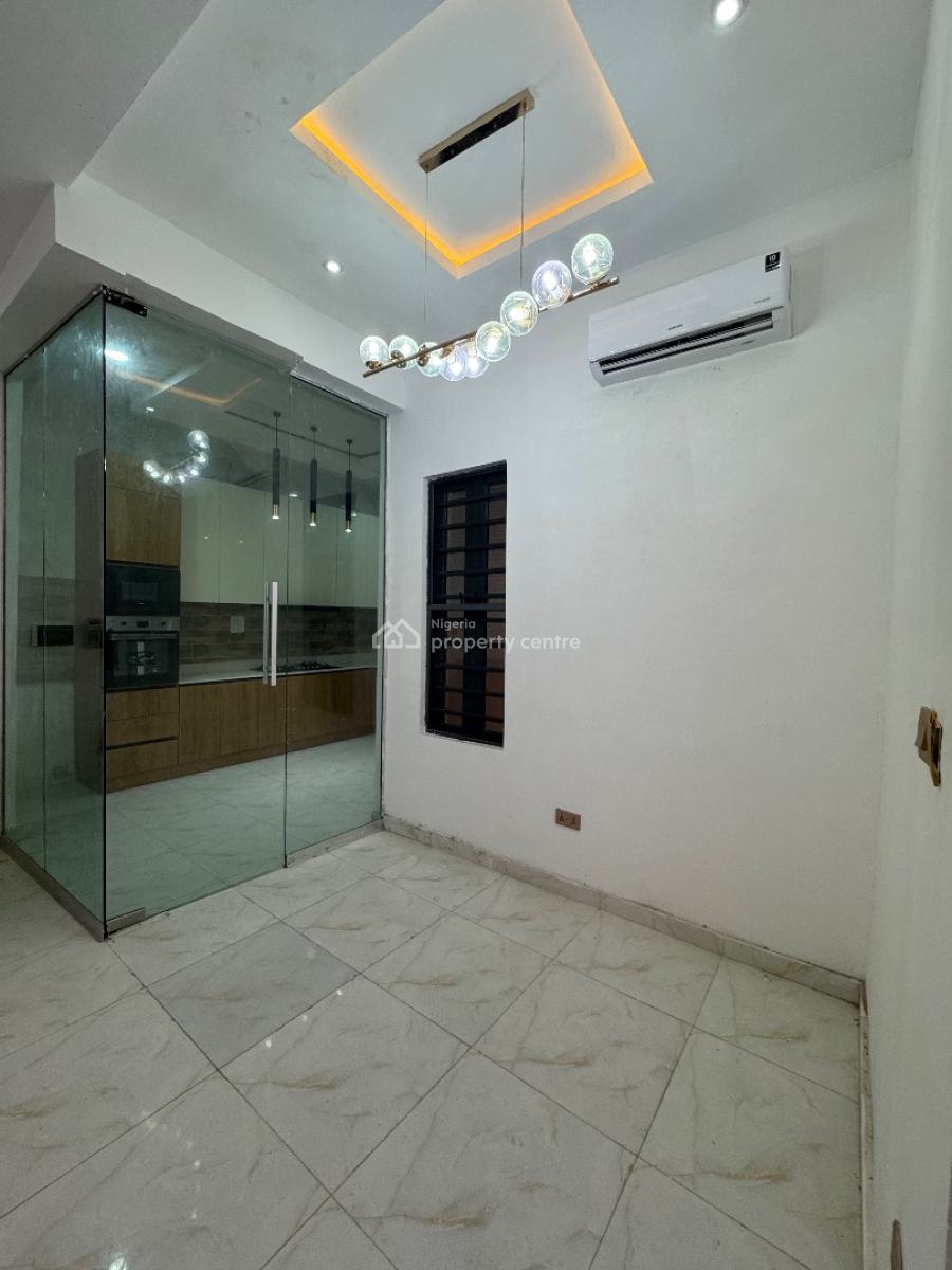 Unique 2 Bedroom Fully Serviced Apartment, Admiralty Homes, Off Alpha Beach Road, Lekki, Lagos, Flat / Apartment for Rent
