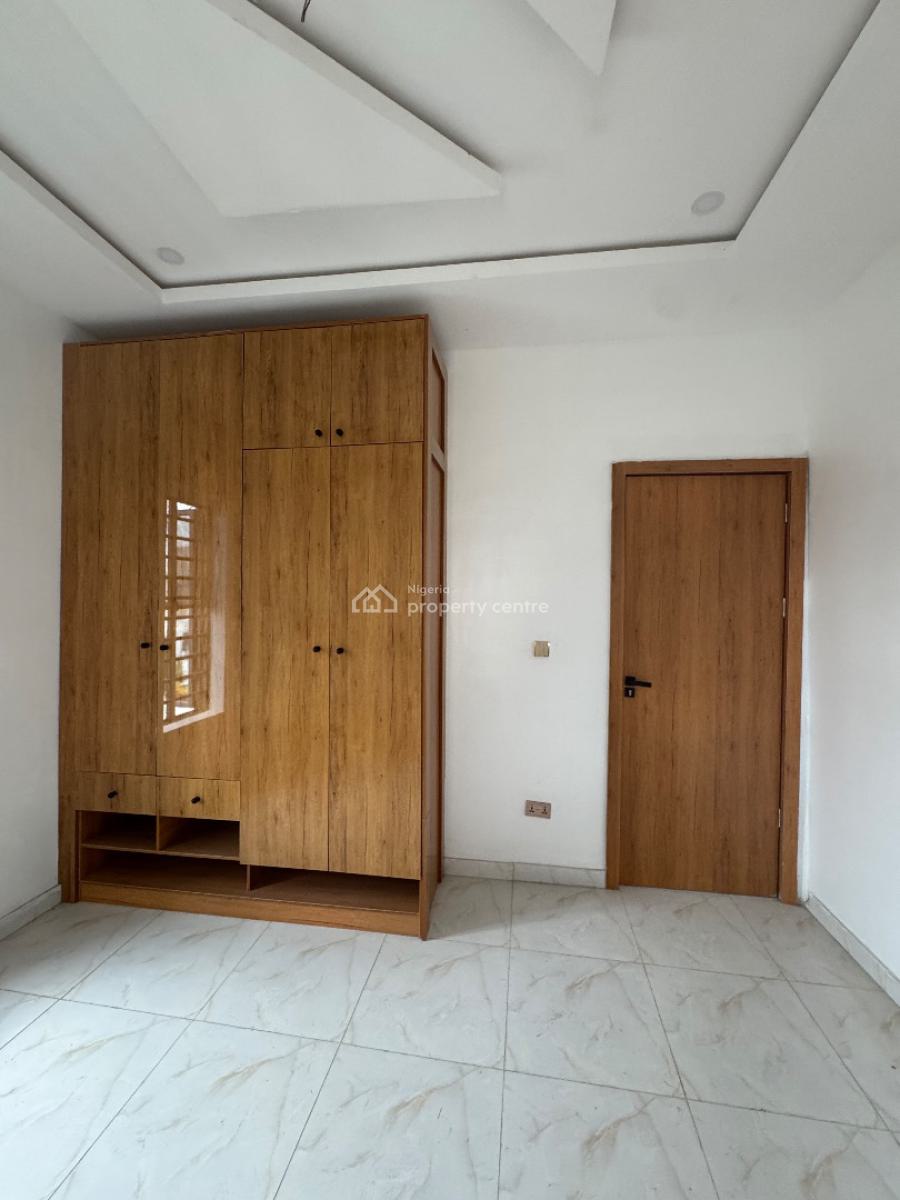 Unique 2 Bedroom Fully Serviced Apartment, Admiralty Homes, Off Alpha Beach Road, Lekki, Lagos, Flat / Apartment for Rent
