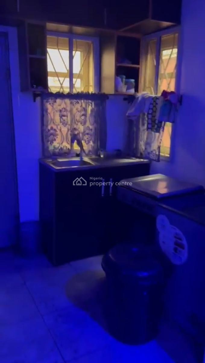 Lovely 2 Bedroom Apartment, Adeniyi Jones, Ikeja, Lagos, Flat / Apartment for Rent