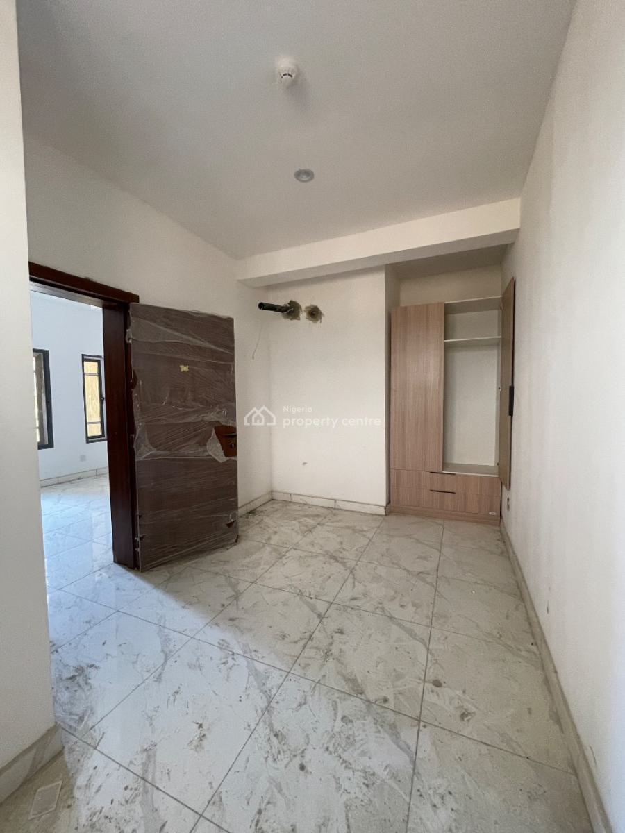 Contemporary 10 Units of 1 Bedroom Apartment, Therra Annex Estate, Ogbeni Street, Sangotedo, Ajah, Lagos, Block of Flats for Sale