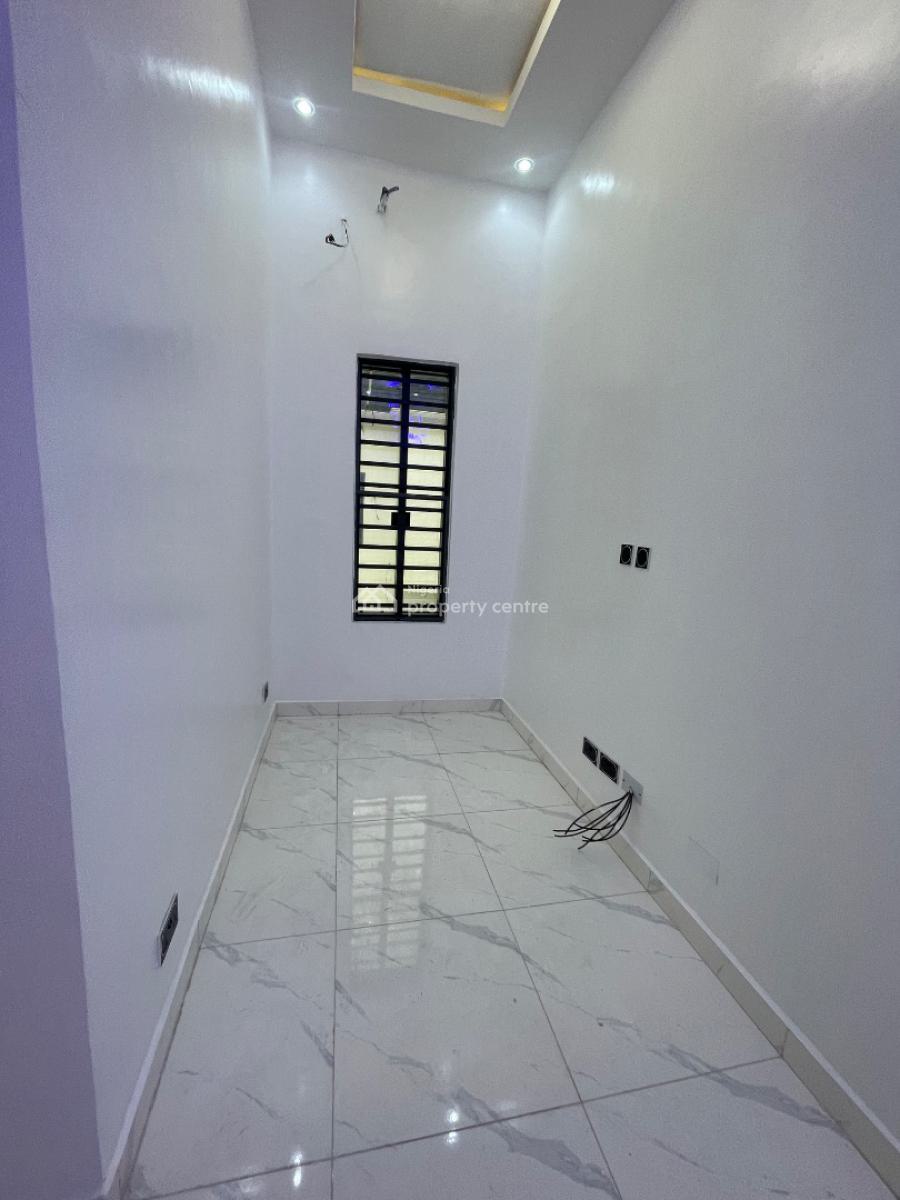 Elegantly Built 4 Bedroom Semi Detached Duplex with Bq, Ikota, Lekki, Lagos, Semi-detached Duplex for Rent