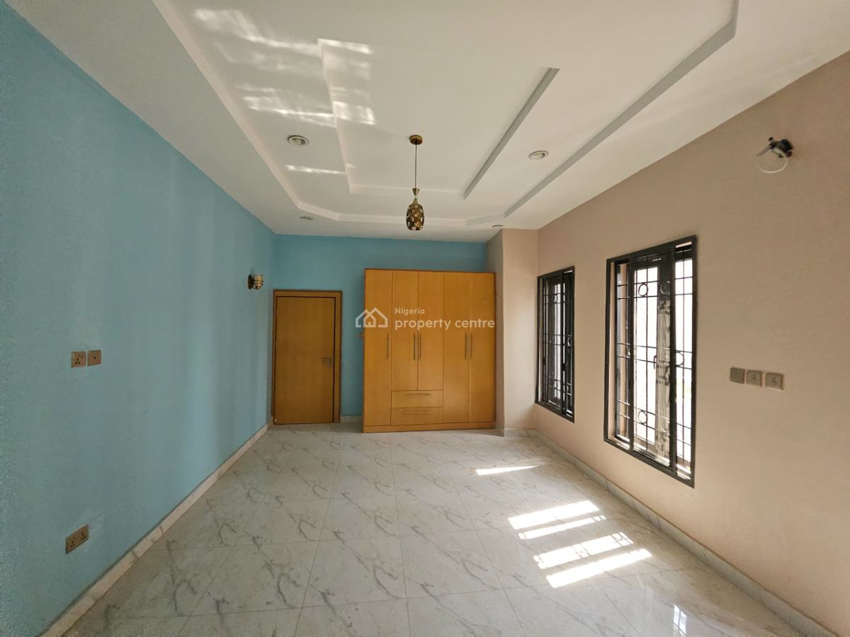 Brandnew 6 Bedroom Duplex with 2 Selfcon B/q and a Swimming Pool, Riverpark Estate Along Airport Road, Lugbe District, Abuja, Detached Duplex for Sale