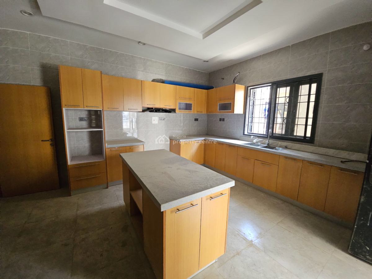 Brandnew 6 Bedroom Duplex with 2 Selfcon B/q and a Swimming Pool, Riverpark Estate Along Airport Road, Lugbe District, Abuja, Detached Duplex for Sale