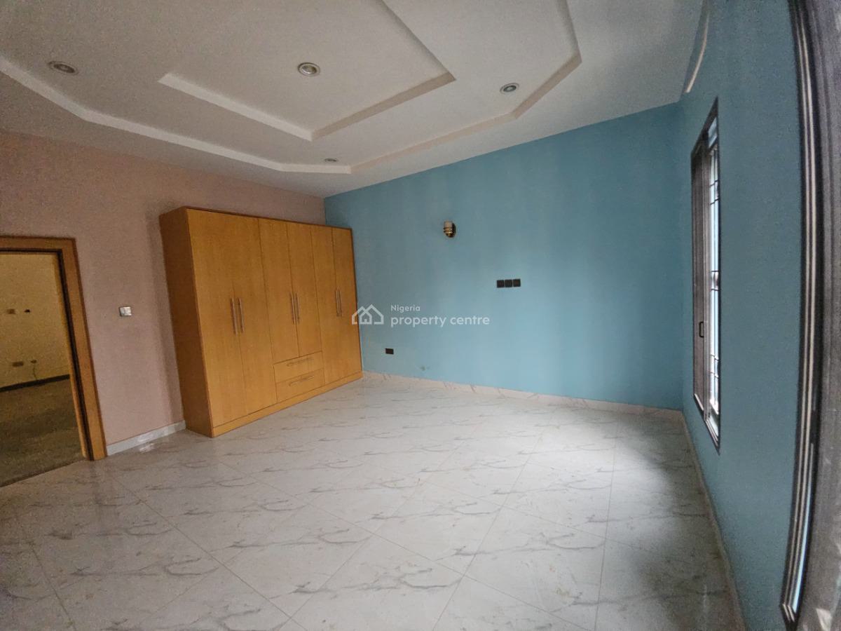 Brandnew 6 Bedroom Duplex with 2 Selfcon B/q and a Swimming Pool, Riverpark Estate Along Airport Road, Lugbe District, Abuja, Detached Duplex for Sale