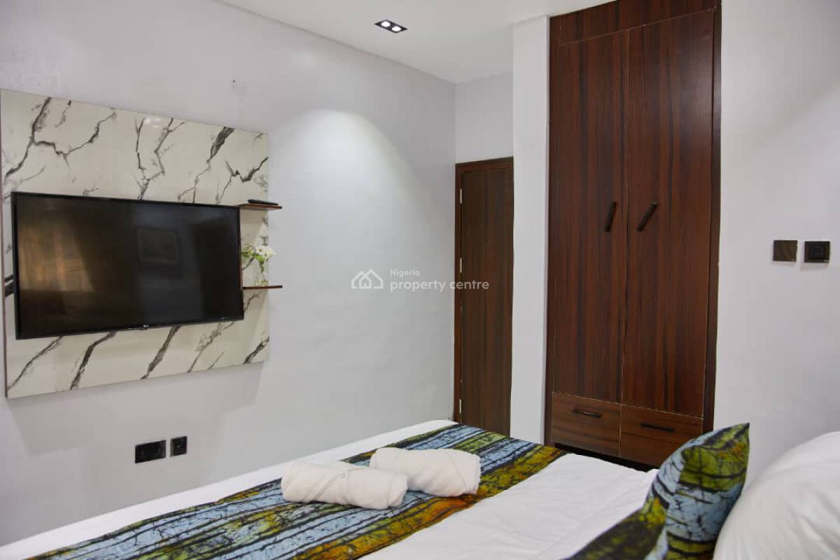 Unique 1-bed Apartment, Adeola Ajayi Crescent Off Oludegun Avenue, Mafoluku, Oshodi, Lagos, Flat / Apartment Short Let