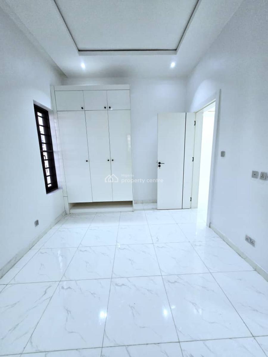 5 Bedroom Detached House with Bq, Orchid Road, Lekki, Lagos, Terraced Duplex for Sale