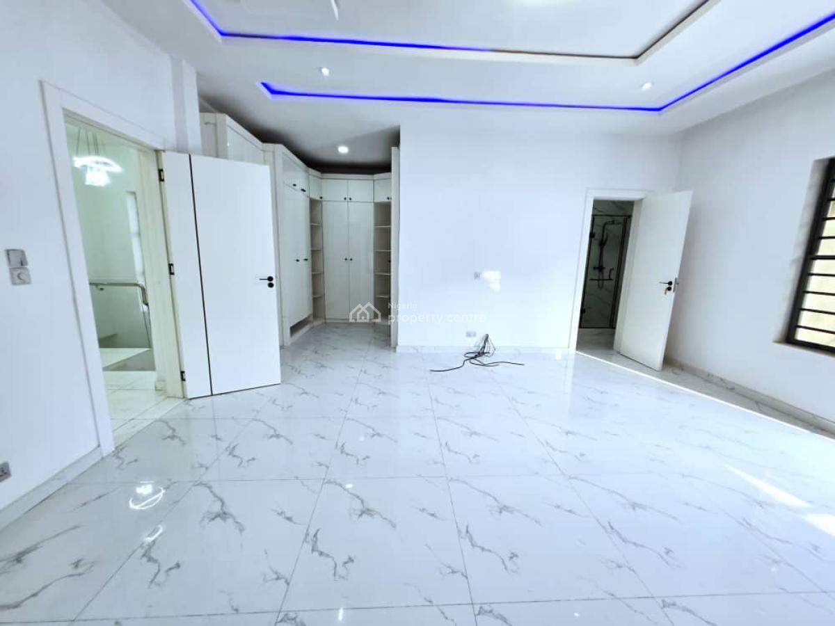 5 Bedroom Detached House with Bq, Orchid Road, Lekki, Lagos, Terraced Duplex for Sale