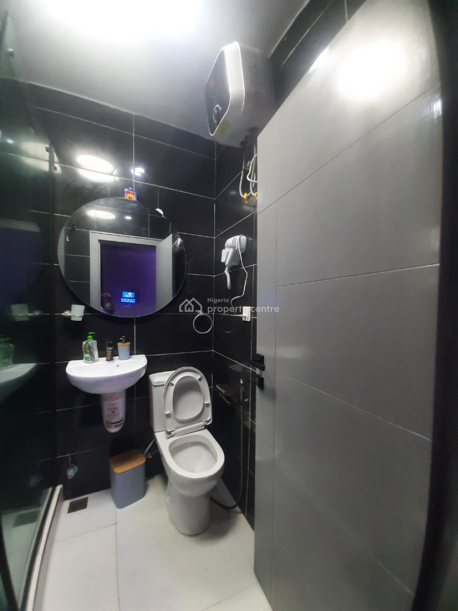 1, Ikoyi, Lagos, Mini Flat (room and Parlour) for Rent