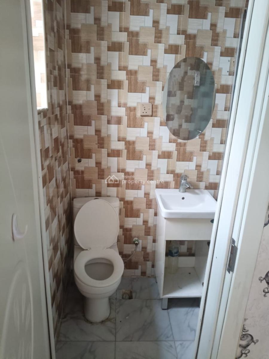 Room Self Available(shared Kitchen ), Orchid, Lekki, Lagos, Flat / Apartment for Rent