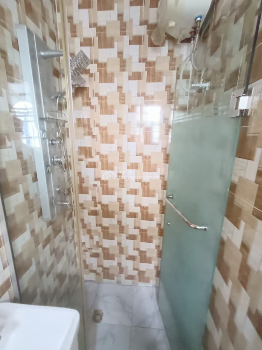 Room Self Available(shared Kitchen ), Orchid, Lekki, Lagos, Flat / Apartment for Rent