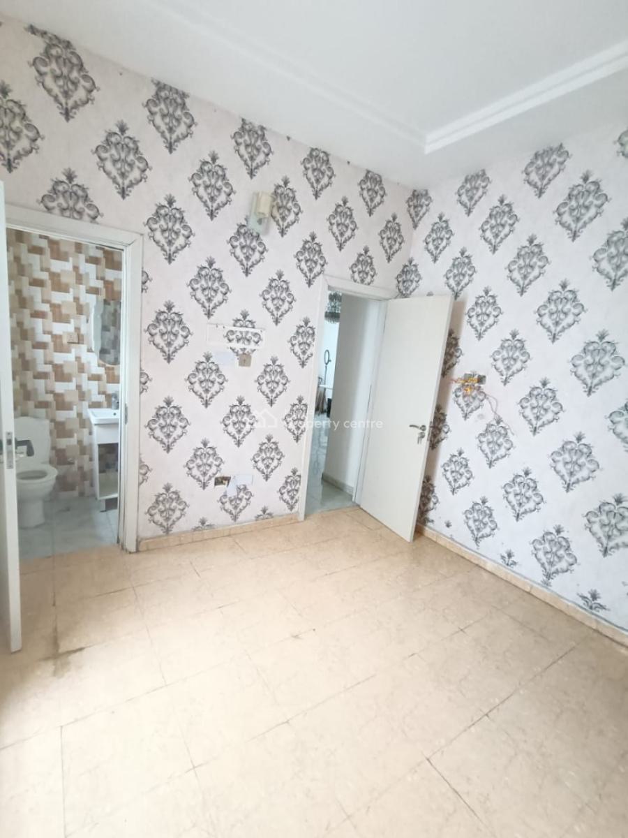 Room Self Available(shared Kitchen ), Orchid, Lekki, Lagos, Flat / Apartment for Rent