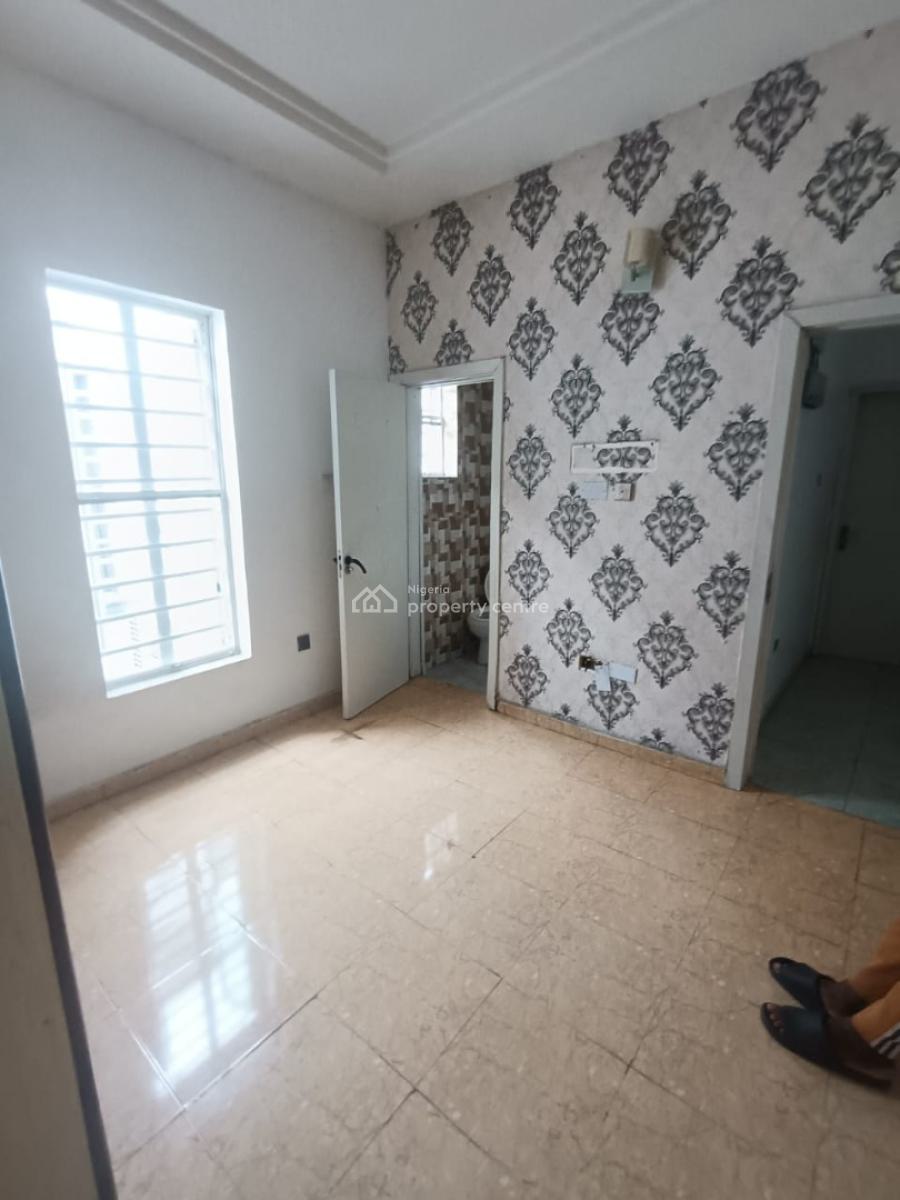 Room Self Available(shared Kitchen ), Orchid, Lekki, Lagos, Flat / Apartment for Rent