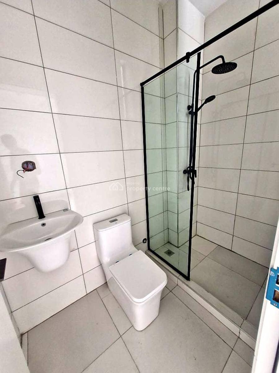 Fully Serviced & Well Finished 2 Bedroom Apartment, Oniru, Victoria Island (vi), Lagos, Block of Flats for Sale