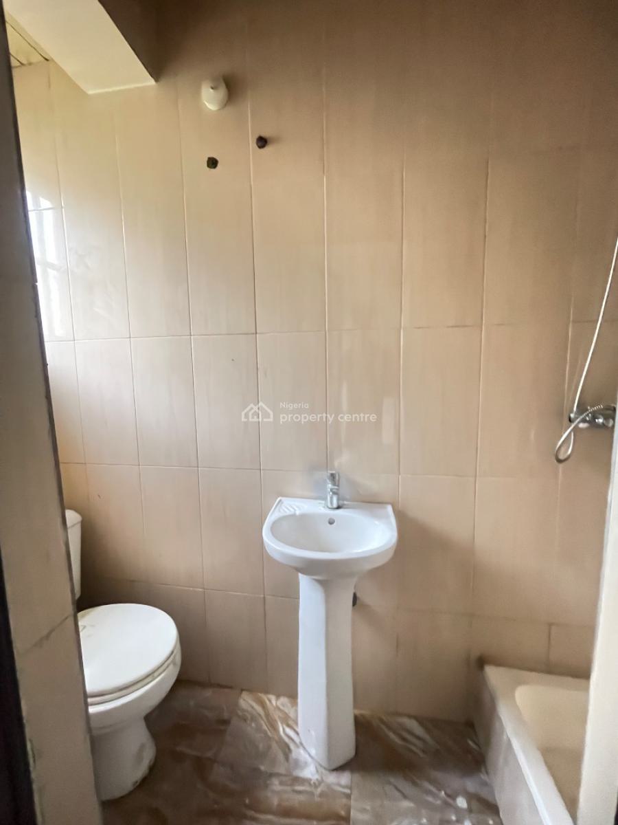 2 Bedroom Flat, Mobil Road, Ajah, Lagos, Flat / Apartment for Rent