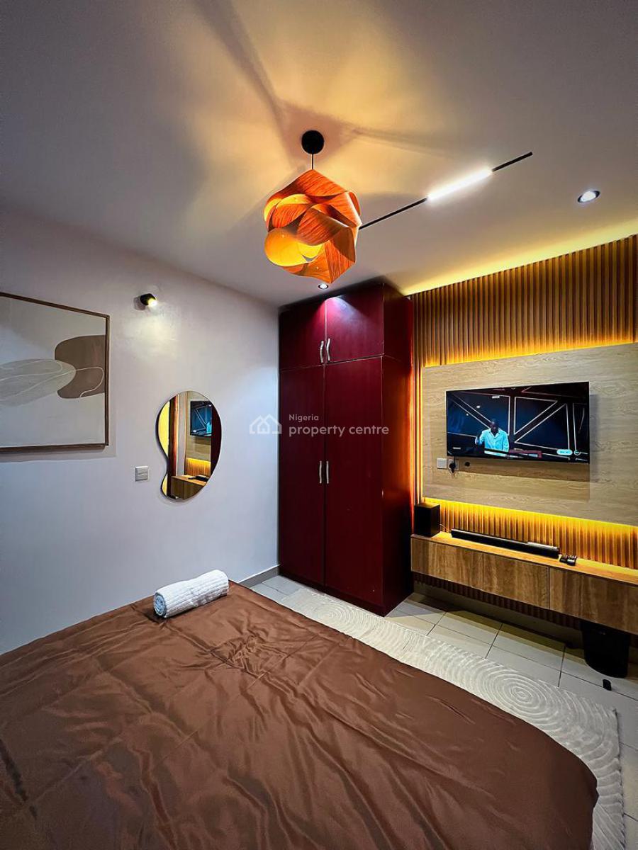 Beautifully Furnished 3 Bedroom Apartment with Ps5 and Snooker, Chevron, Lekki, Lagos, Flat / Apartment Short Let