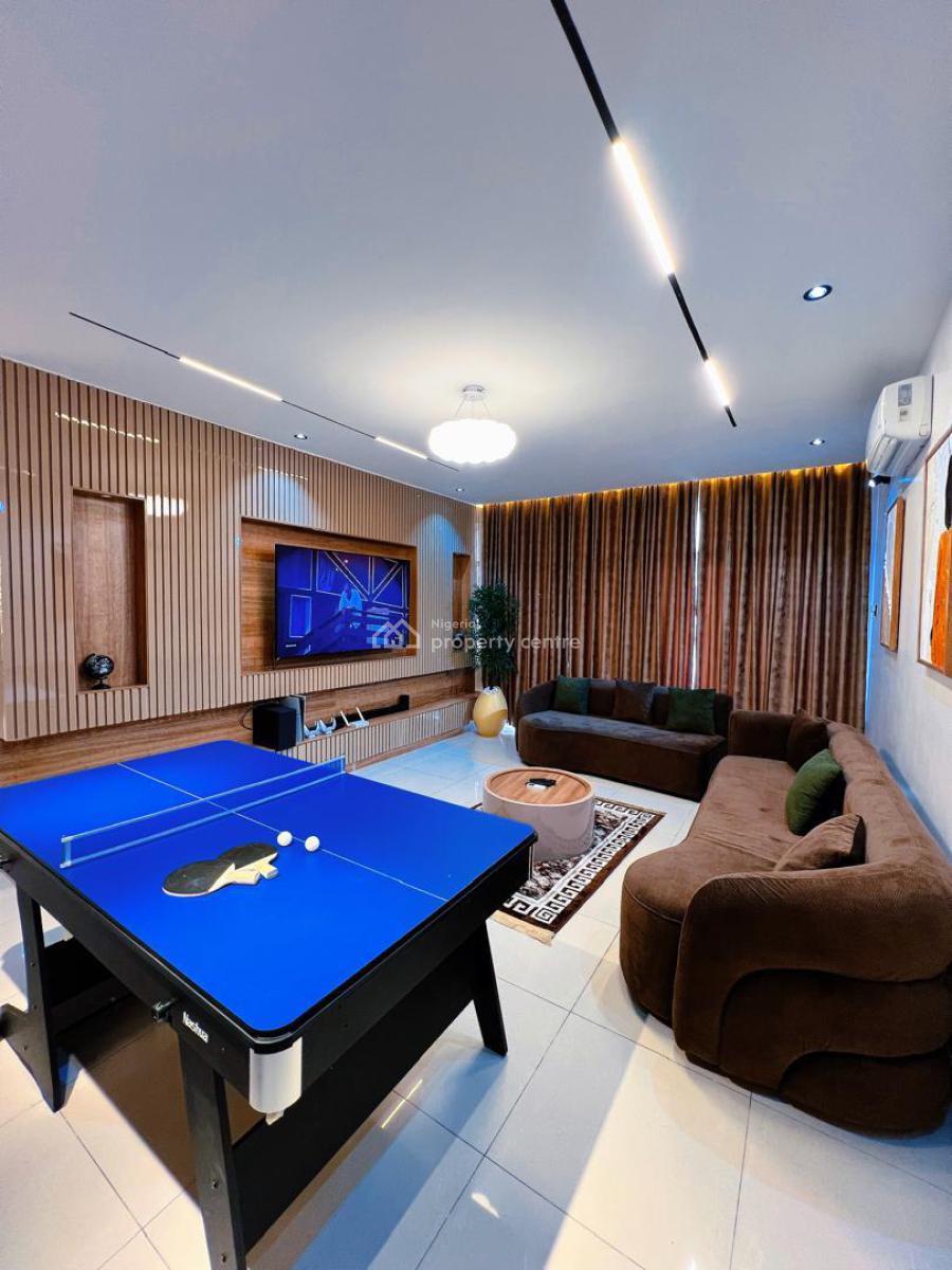 Beautifully Furnished 3 Bedroom Apartment with Ps5 and Snooker, Chevron, Lekki, Lagos, Flat / Apartment Short Let