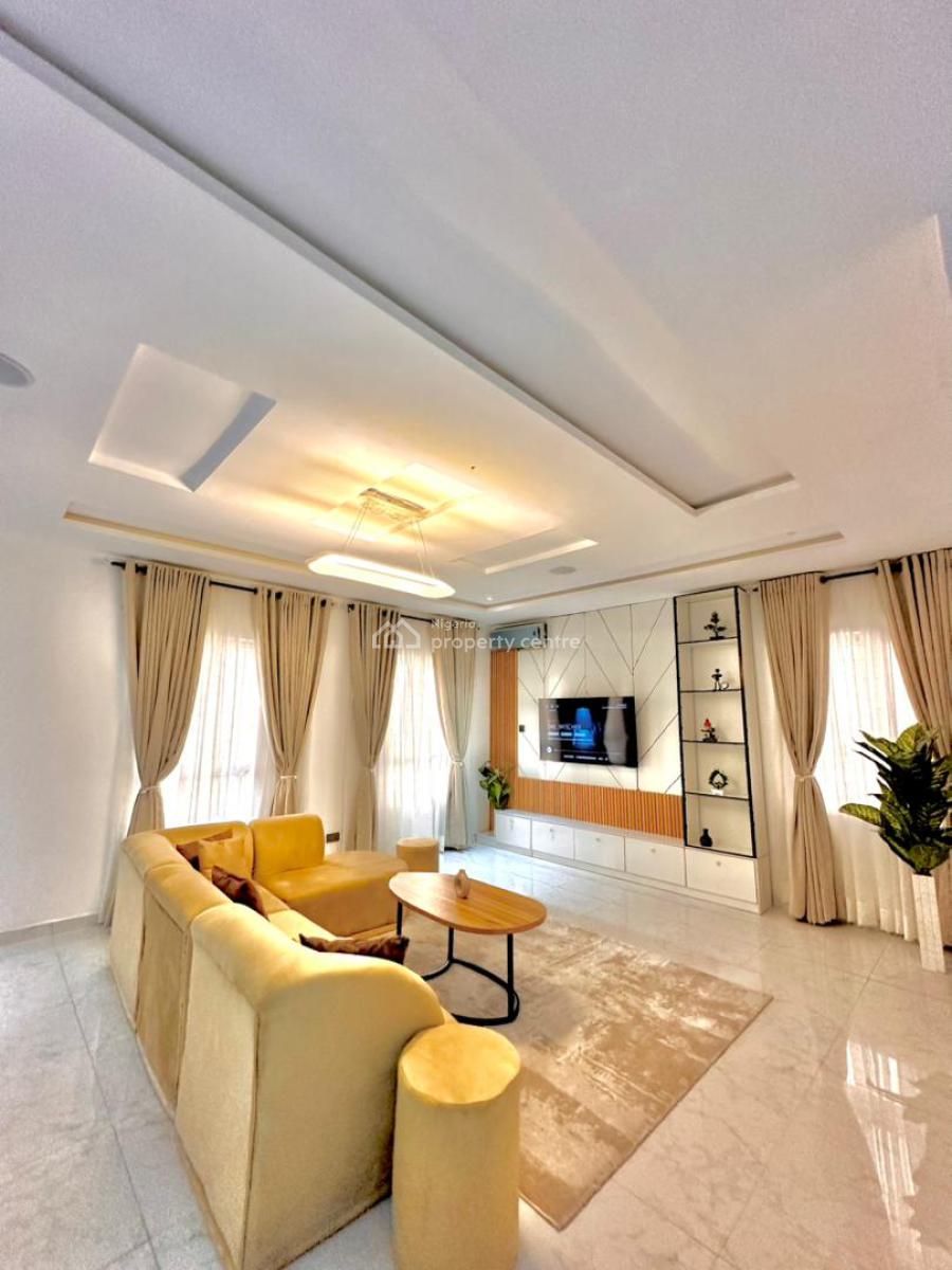 Luxury & Elegant 2 Bedroom Apartment with Swimming Pool, Preston Court, Meadow Hall, Ikate, Lekki, Lagos, Flat / Apartment Short Let