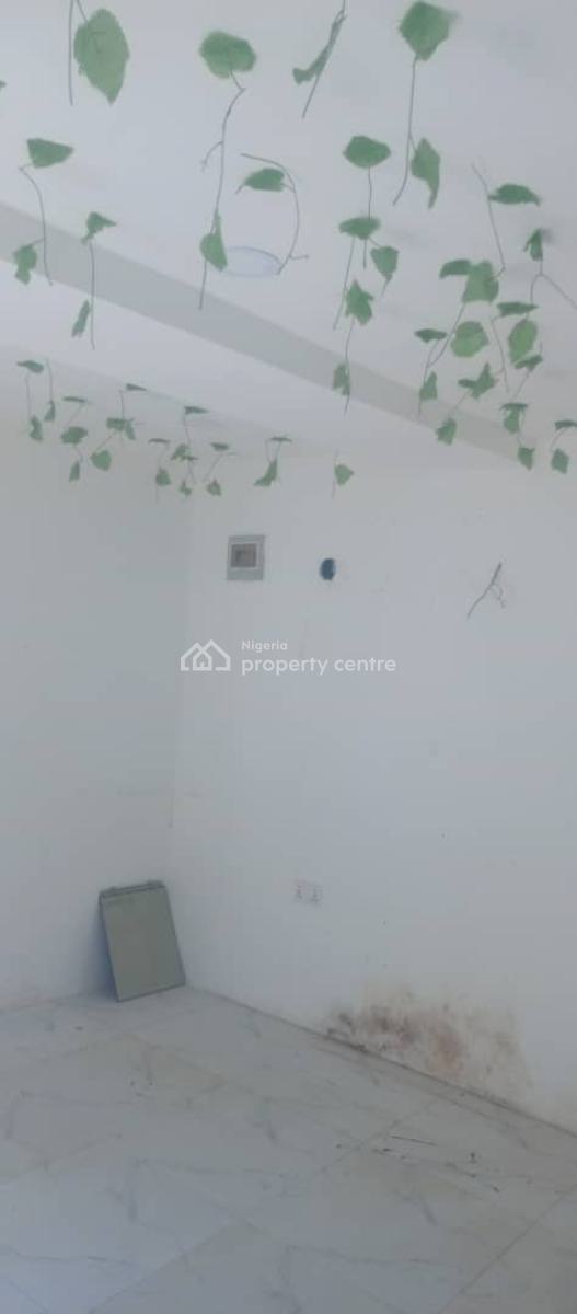 Sharp and Clean Shop in a Plaza By The Express, Abijo, Lekki, Lagos, Shop for Rent