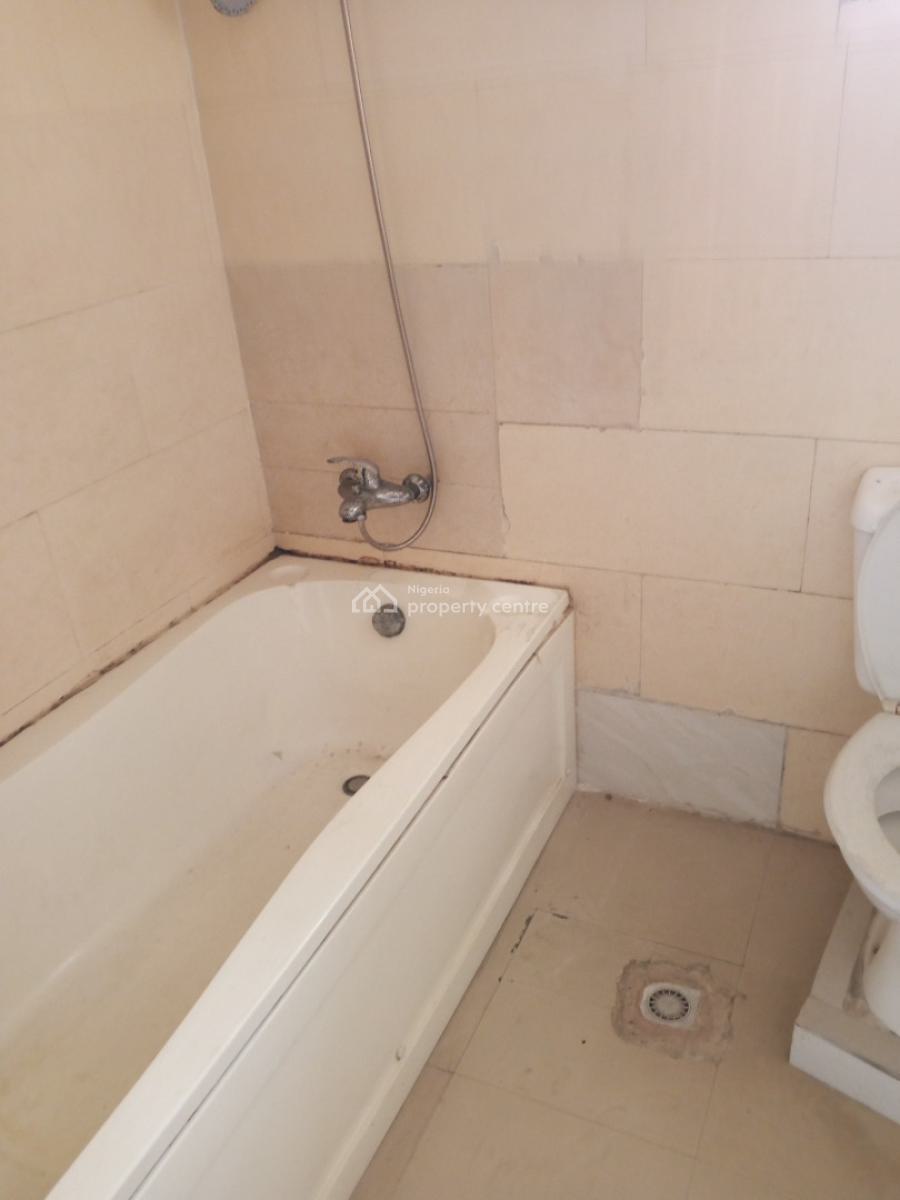 Spacious 4 Bedroom Semi Detached House with Bq, Off Pinnock Beach Road, Osapa, Lekki, Lagos, Semi-detached Duplex for Rent